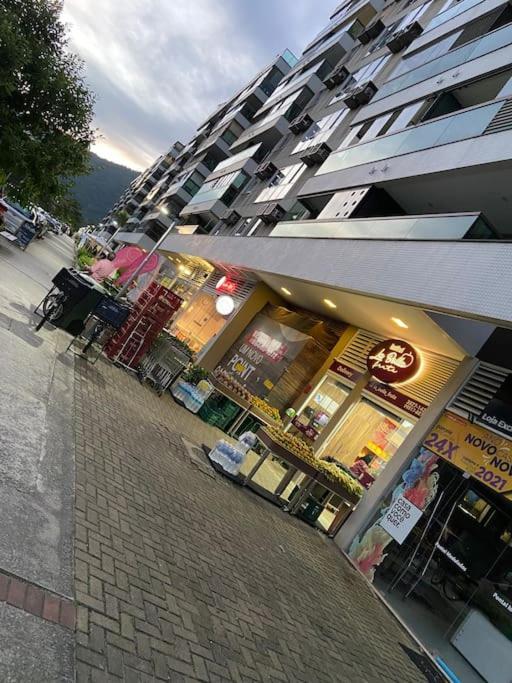 Apartamento Padrao Em Condominio Completo No Recreio Apartamento